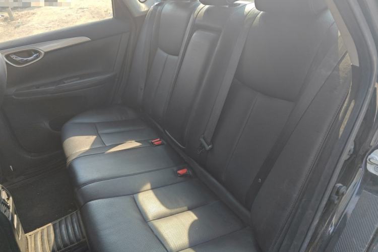 Used Nissan Sylphy 2014 1.6XV CVT Deluxe Edition
