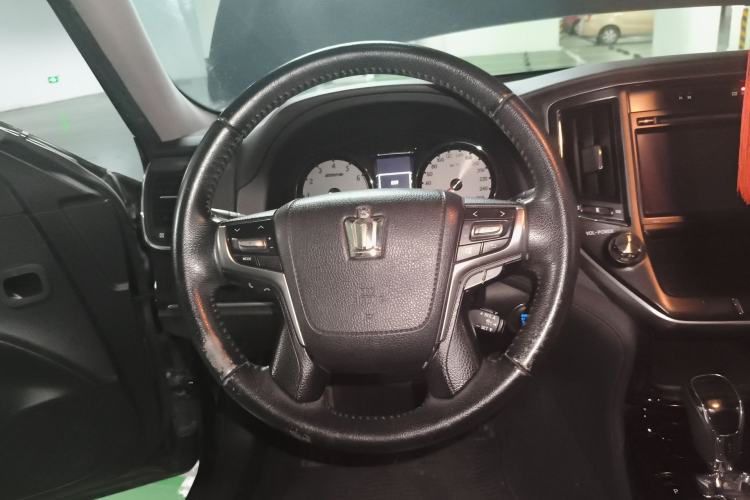 Used Toyota Crown 2015 2.0T Fashion Edition
