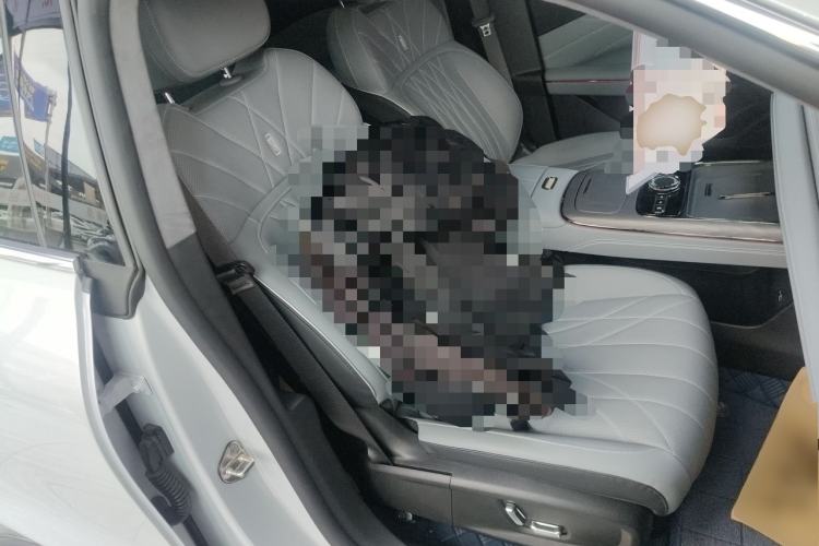 Used Geely Galaxy E8 2025 575 km Exploration Intelligent Driving Edition
