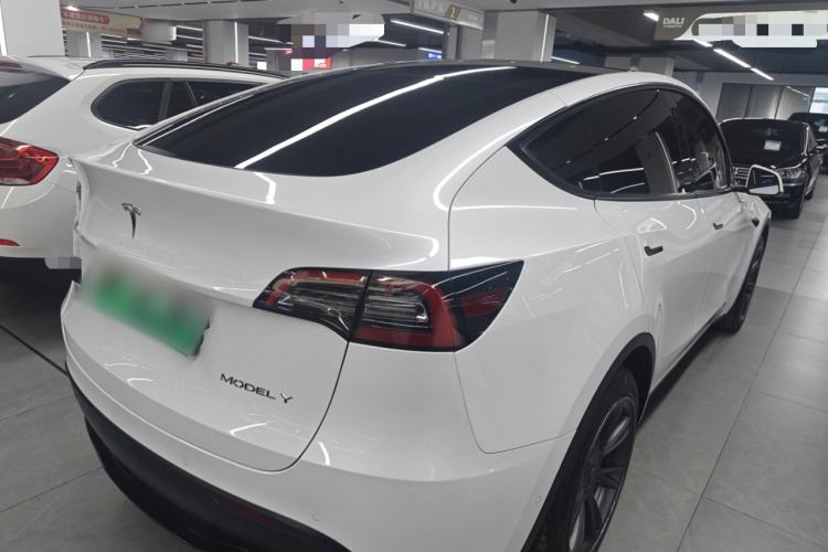 Used Tesla Model Y 2022 Rear-Wheel-Drive Version
