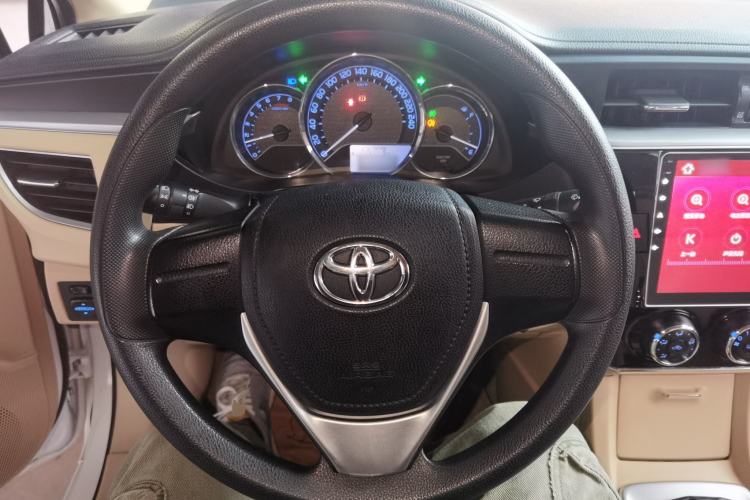 Used Toyota Corolla 2014 1.6L Manual GL
