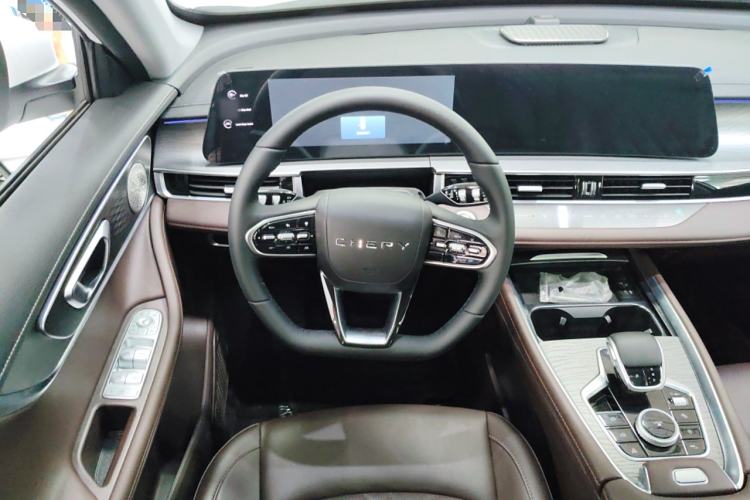 Used Chery Tiggo 8 PLUS 2024 Champion Edition 390TGDI DCT Bold Version 7-Seater