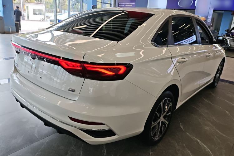 Used Geely Auto Emgrand 2022 4th Generation 1.5L CVT Luxury Model
