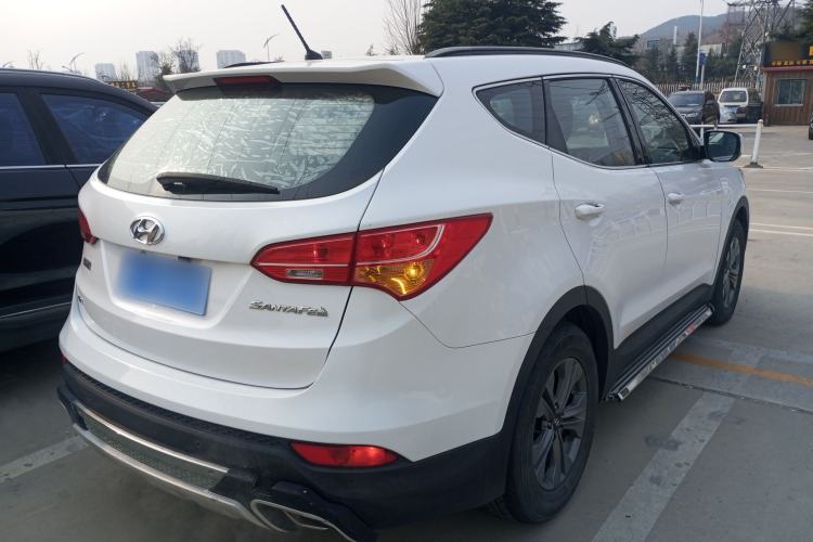 Used Hyundai Santa Fe 2013 2.4L Automatic 2WD Comfort Edition