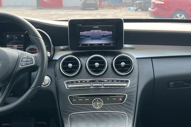 Used Mercedes-Benz C-Class 2017 Facelift C 200 L Sport Edition
