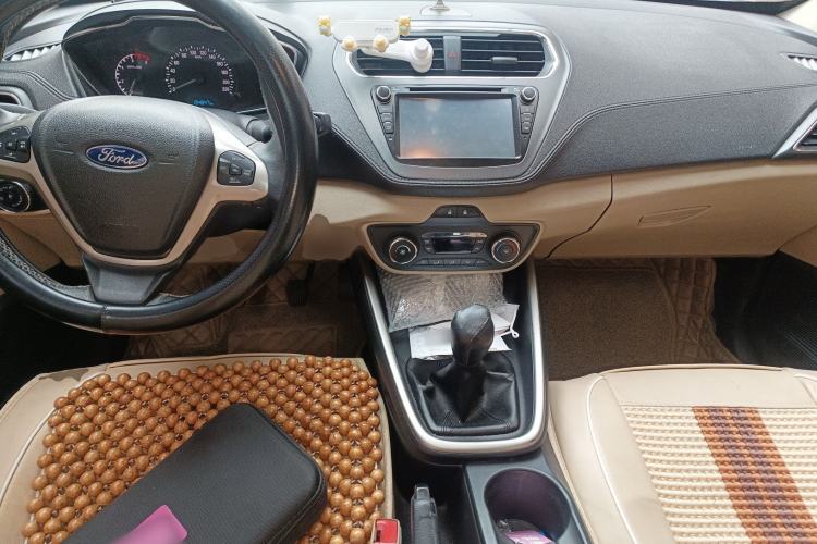 Used Ford Escort 2015 1.5L Manual Fashion Edition