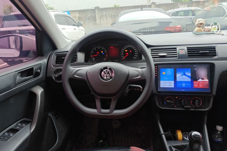 Used Volkswagen Santana 2016 1.6L Manual Fashion Edition Steering Wheel