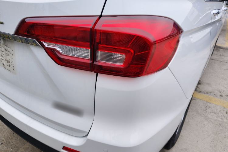 Used Haval M6 2018 Revised Version 1.5T DCT Two-Wheel Drive Elite Edition
