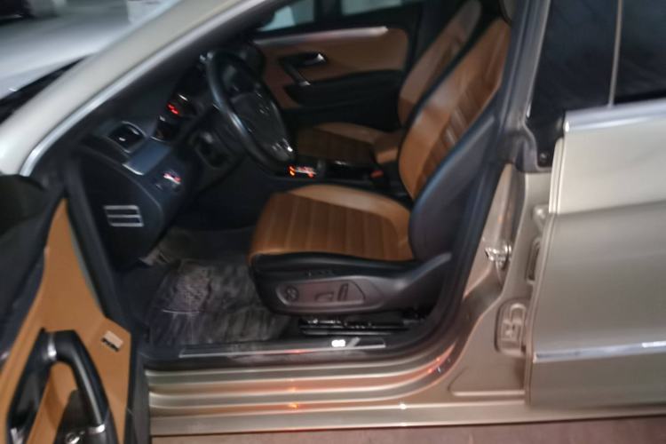 Used Volkswagen FAW-Volkswagen CC 2015 1.8TSI Luxury Model