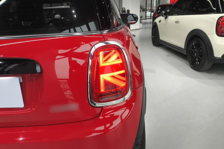 Used MINI 2019 1.5T COOPER Artist