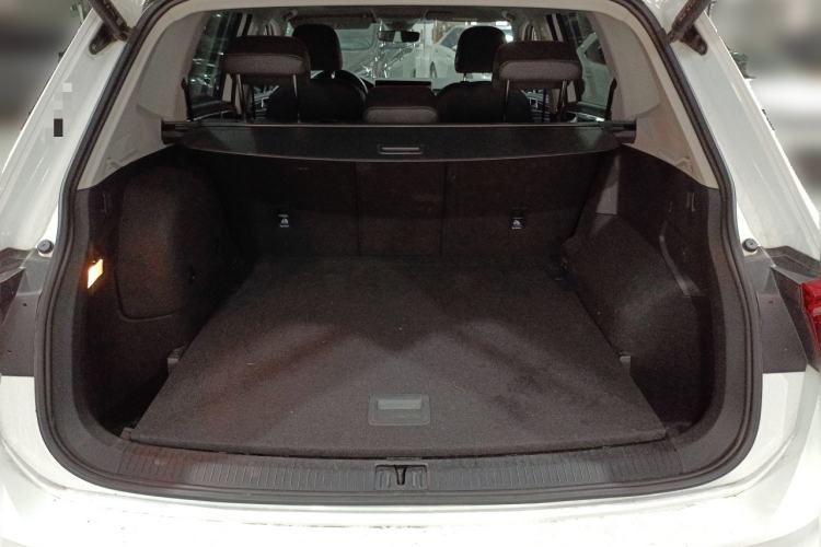 Used Volkswagen Tiguan L New Energy 2023 430 PHEV Plug-in Hybrid Flagship Edition Trunk