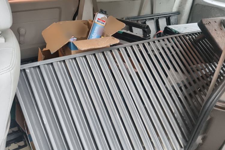 Used Jinbei New Hiace X30L 2016 1.5L Wealth Edition DLCG14 Left Rear Seat