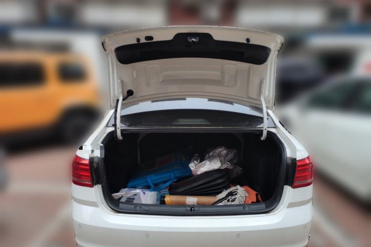 Used Volkswagen Lavida 2015 1.6L Automatic Fashion Edition