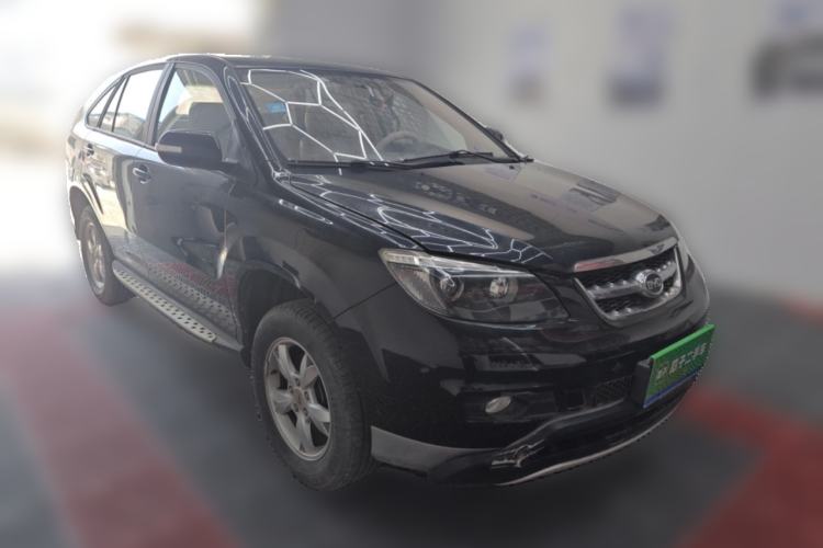 Used BYD S6 2014 2.0L Manual Luxury 5-Seater