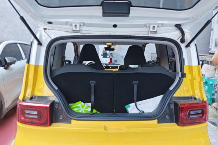 Used Wuling Hongguang MINIEV 2021 Macaron Premium Model – Lithium Iron Phosphate Trunk