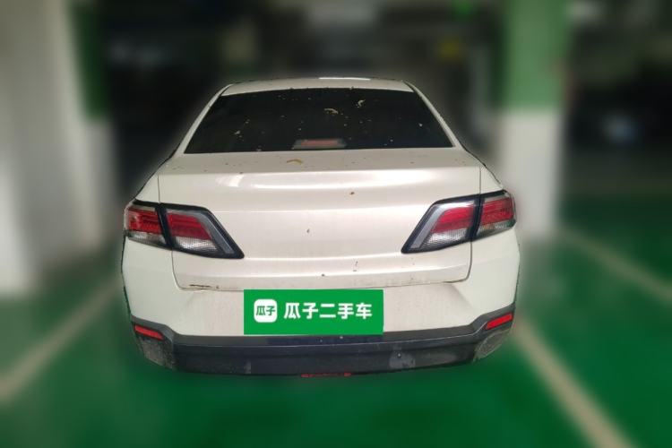 Used Venucia D60 2019 100 000 Glory 1.6L XL Manual Chenku Edition China VI Rear
