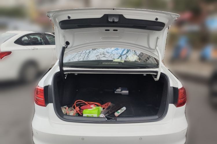 Used Volkswagen Sagitar 2015 230TSI Automatic Luxury Model