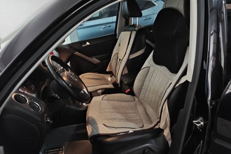 Used Volkswagen Tiguan 2012 1.8TSI Automatic All-Wheel Drive Elite Edition Left Front Seat