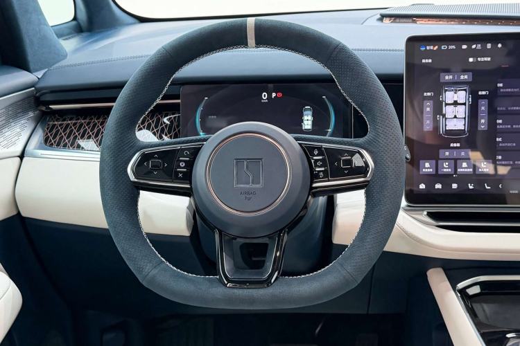 Used Zeekr 009 2022 WE Edition Steering Wheel