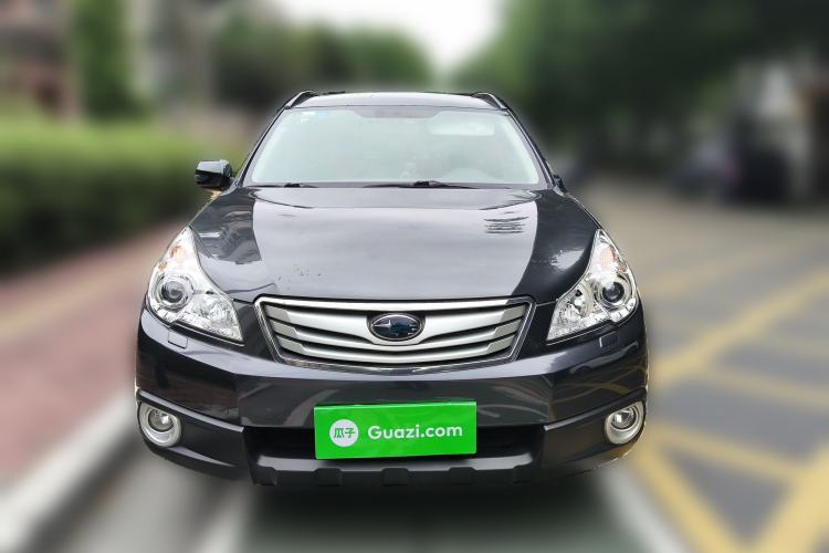 Used Subaru Outback 2010 2.5i Luxury Edition Front