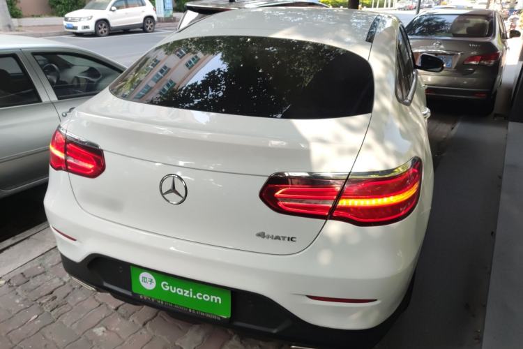 Used Mercedes-Benz GLC Coupe 2019 Facelift GLC 260 4MATIC Coupe SUV
