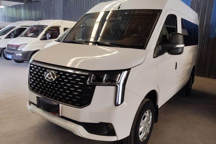 Used SAIC MAXUS Xintu V80 2023 2.0T Manual Classic Aoyuntong Short Wheelbase Mid-Roof 5/6-Seater