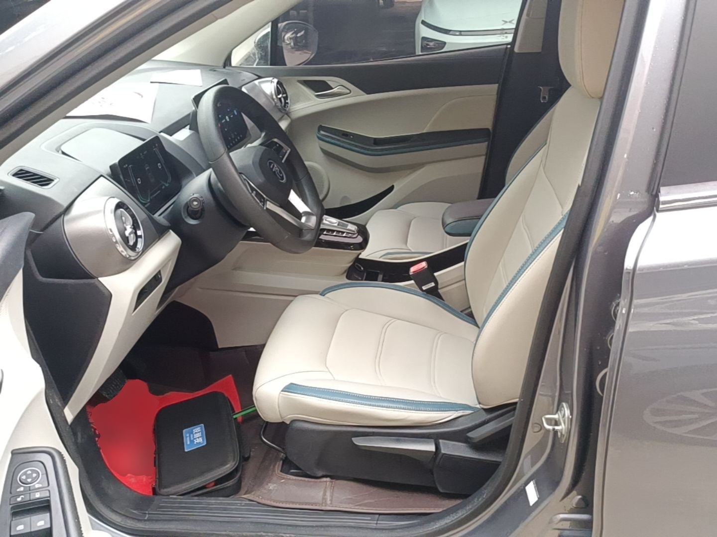 BYD Yuan Pro 2023 401KM Luxury Version — снимка 17