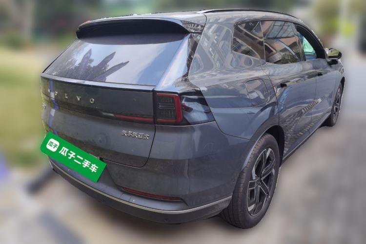 Used Volvo Volvo XC70 Plug-in Hybrid 2026 Model Two-Wheel Drive Long-Range Core
