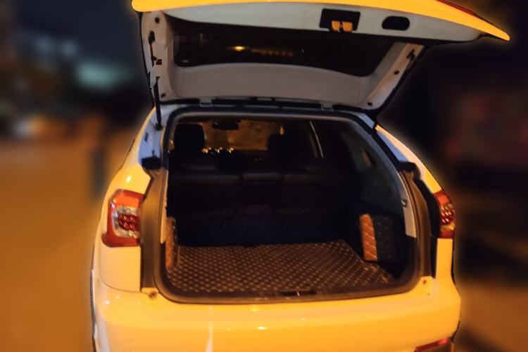 Used BYD Tang New Energy 2015 2.0T Four-Wheel-Drive Flagship Model