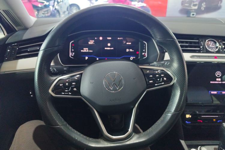 Used Volkswagen Magotan 2023 2 Million Units Limited Edition 330TSI DSG Leading Version