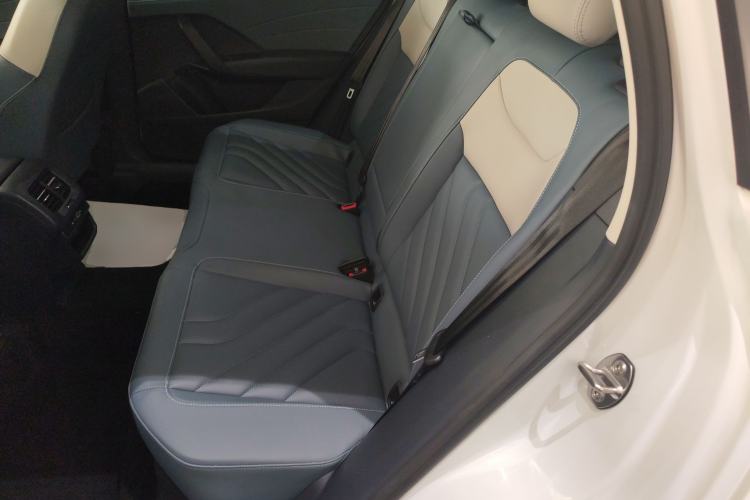 Used Volkswagen Tharu 2024 300TSI Two-Wheel-Drive Moon Luxury Edition