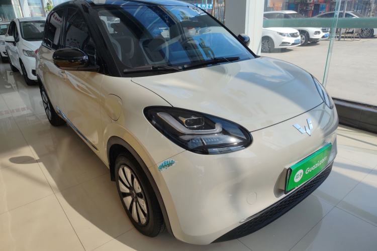 Used Wuling Bingo 2024 333 km Lingxi Connected Version Front Right 45 Deg