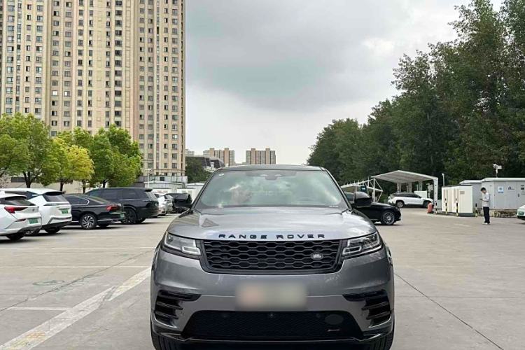 Used Land Rover Range Rover Velar 2023 250 PS Ebony Black Limited Edition
