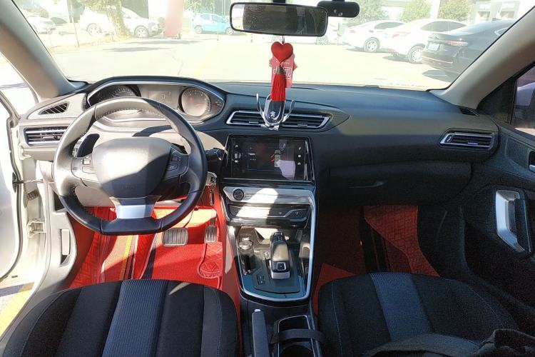 Used Peugeot 308 2019 230THP Automatic Luxury Edition China VI Standard