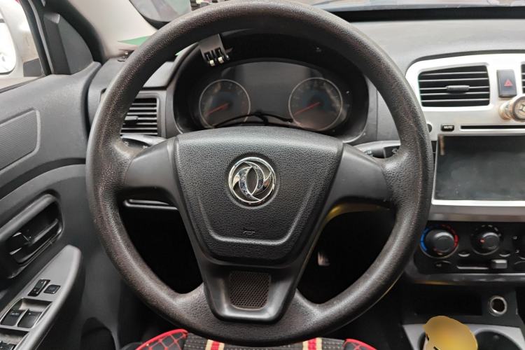 Used Dongfeng Fengon 330 2014 1.5L Manual Standard Edition DK15-02 Steering Wheel