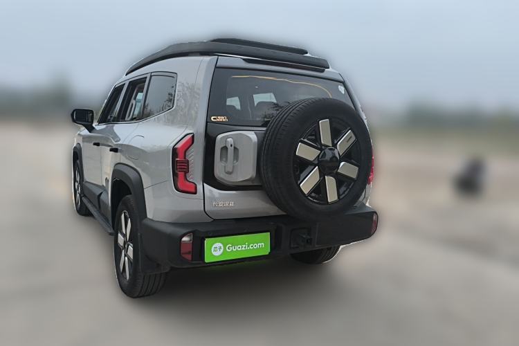 Used Deepal G318 2024 Four-Wheel-Drive Air Suspension Model