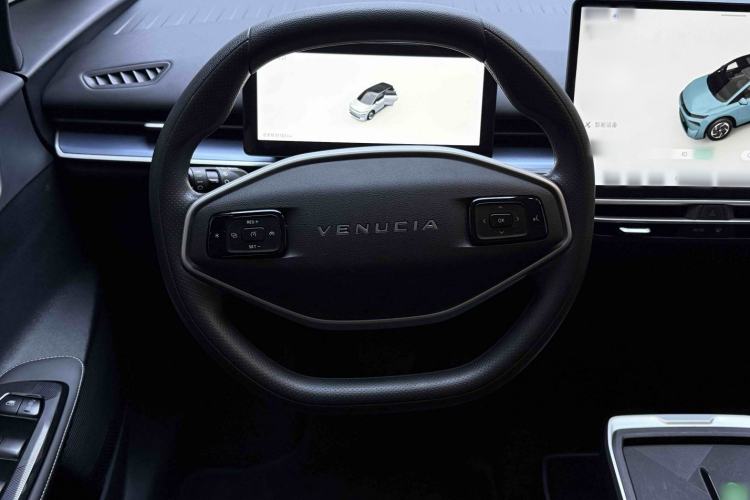 Used Venucia VX6 2024 520 Travel Edition