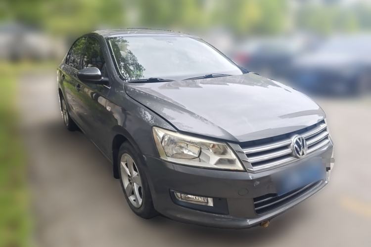Used Volkswagen Santana 2013 1.6L Manual Comfort Edition
