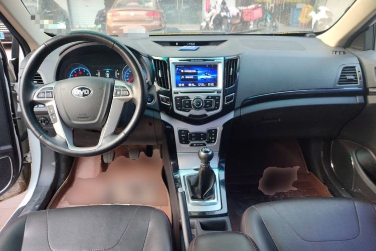 Used BYD Surui 2014 1.5L Manual Luxury Model
