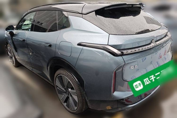 Used Lynk & Co 08 EM-P 2025 220 km All-Wheel-Drive Performance Halo