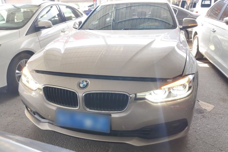 Used BMW 3 Series 2016 320i Fashion Model