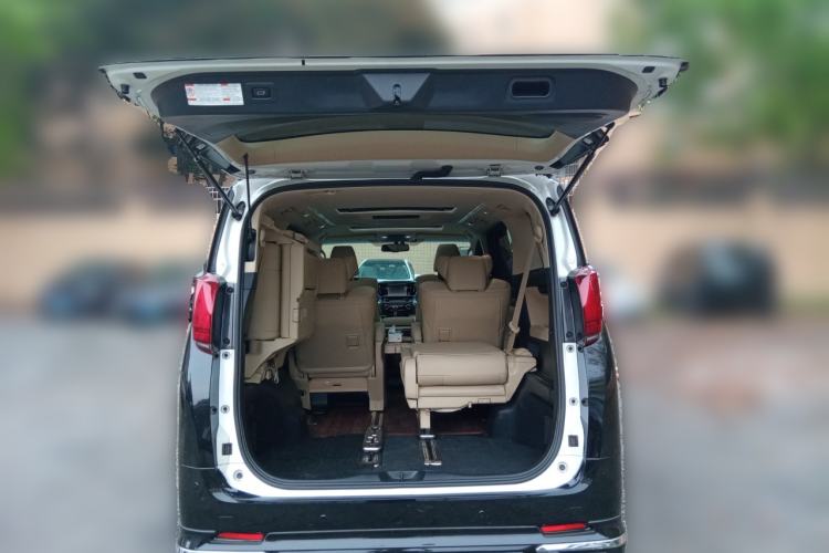 Used Toyota Alphard 2015 3.5L Luxury Edition