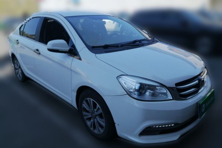 Used Great Wall C30 2015 1.5L Manual Luxury Model Front Right 45 Deg