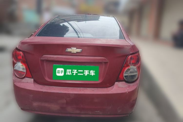 Used Chevrolet Aveo Sonic 2011 Sedan 1.4L Manual Transmission SE
