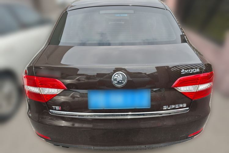 Used Skoda Superb 2013 1.4TSI Manual Shengshi Edition Rear
