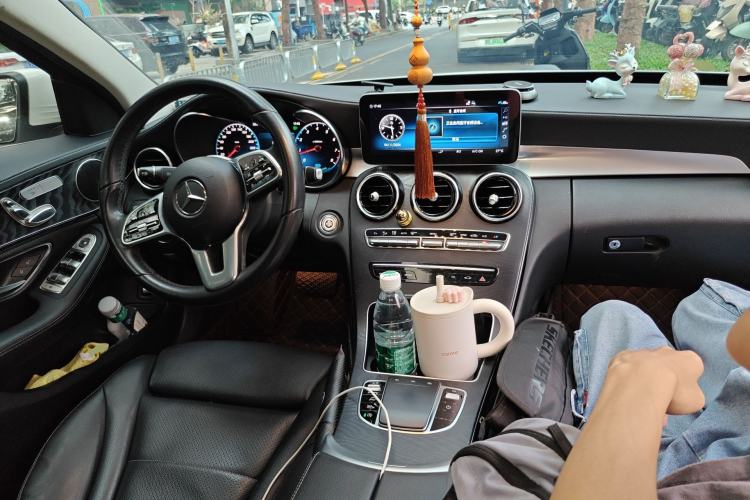 Used Mercedes-Benz C-Class 2019 Restyled C 260 L Sport Edition Center Console