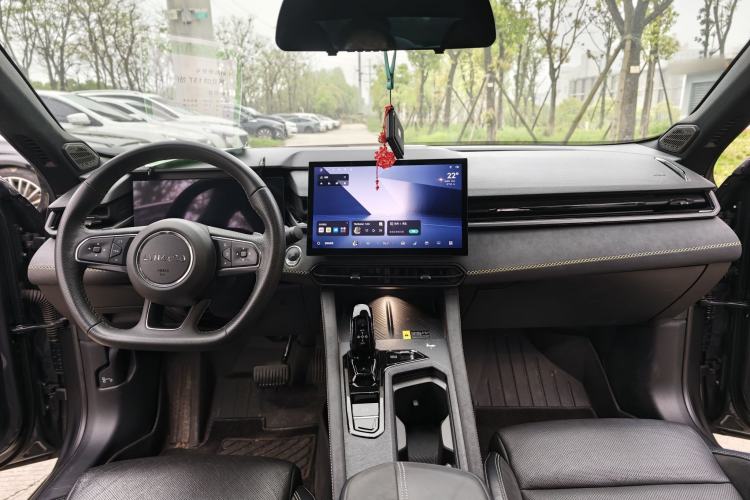 Used Lynk & Co 03 2023 1.5TD DCT JingPro Interior 5