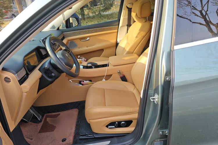 Used Hima AITO M5 2022 Extended-Range Four-Wheel Drive Ultimate Edition Left Front Seat