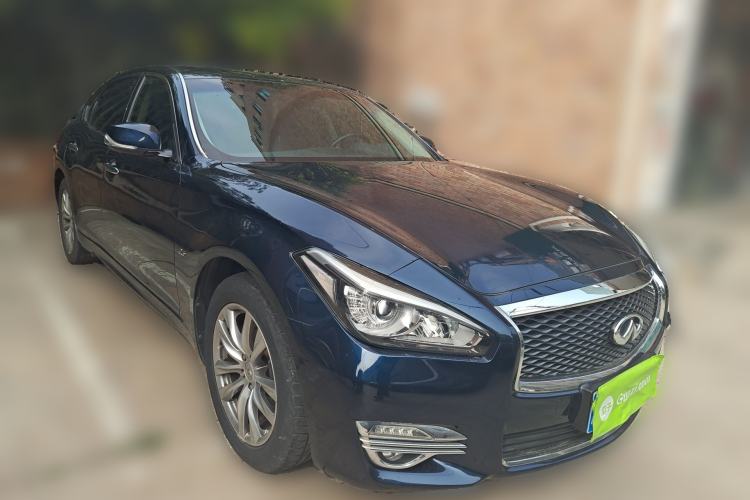 Used Infiniti Q70 2015 Q70L 2.5L Elite Edition Front Right 45 Deg