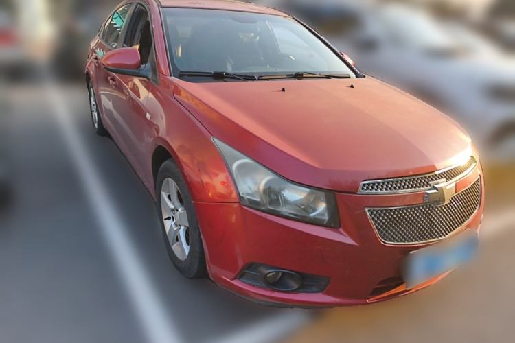 Used Chevrolet Cruze 2013 1.6L SE MT Front Right 45 Deg